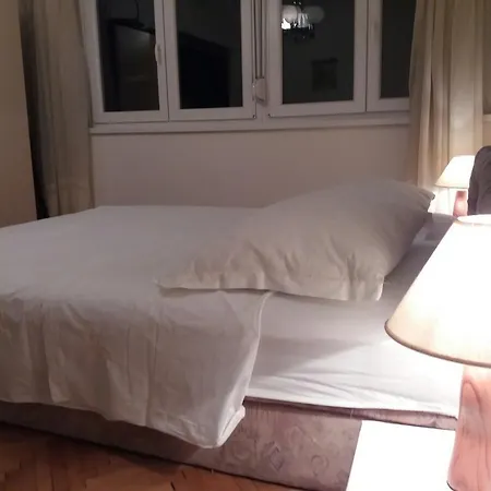 Sime Apartment *